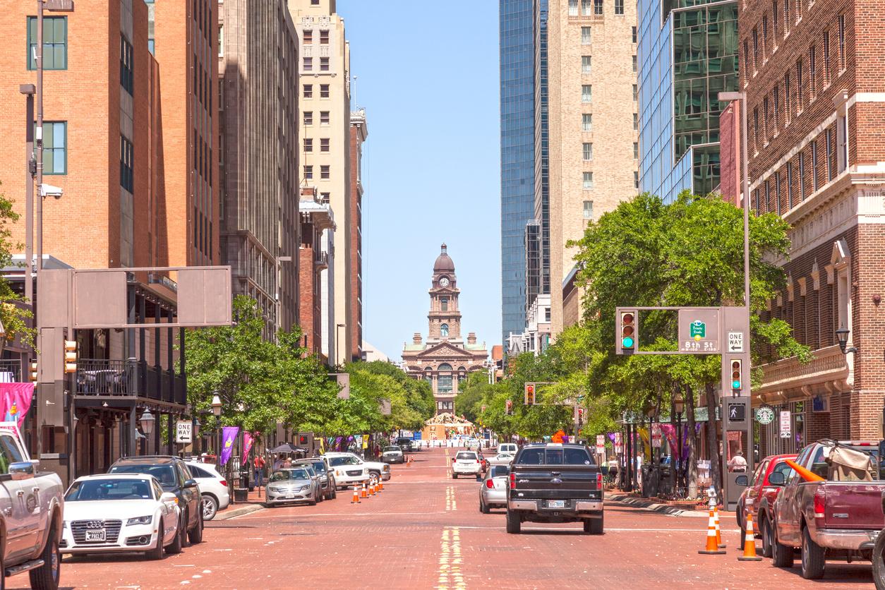 Street view of downtown Fort Worth